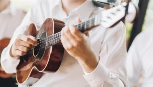 Erros Comuns ao Aprender Cavaquinho Sozinho Guia e Recursos Essenciais